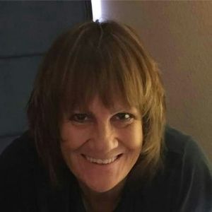 Meet your Posher, Katina